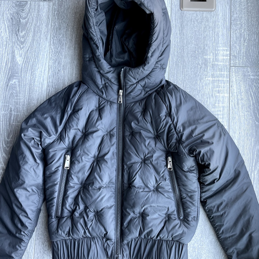 Black North Face girl’s jacket Small